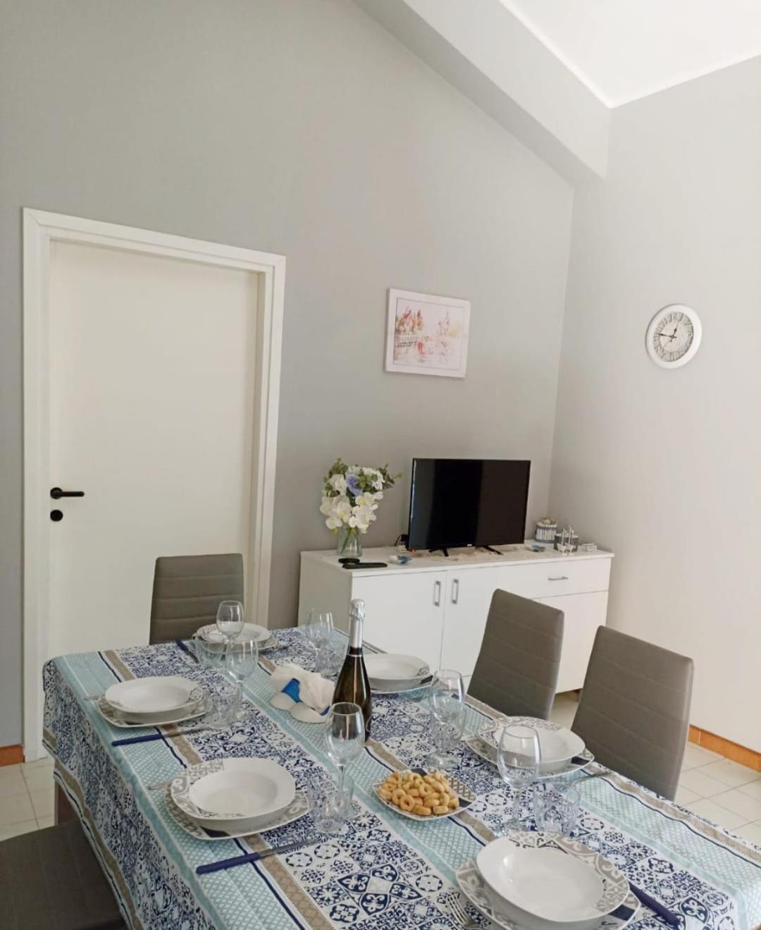 Ranieli Apartments 드라피아 외부 사진